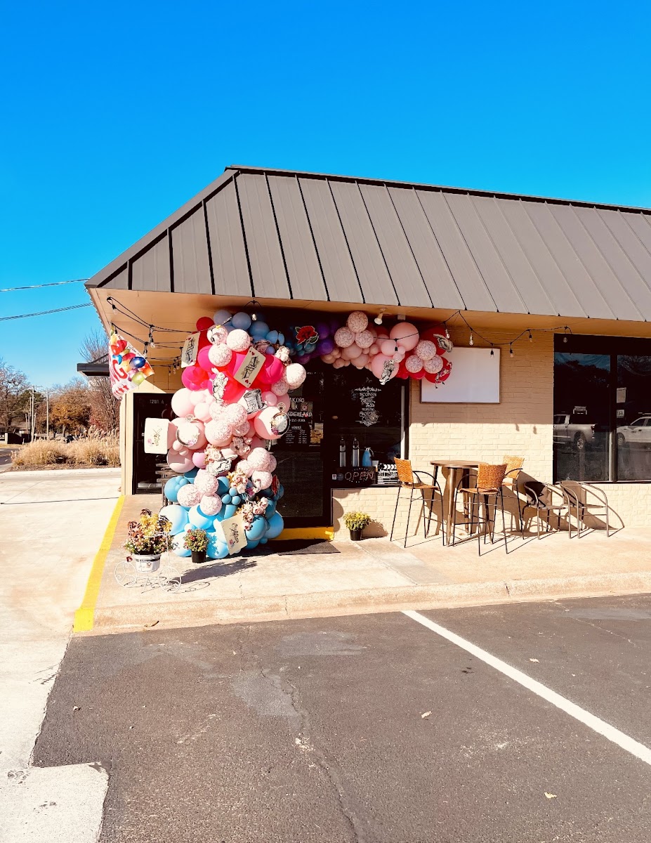 Baking In Wonderland logo