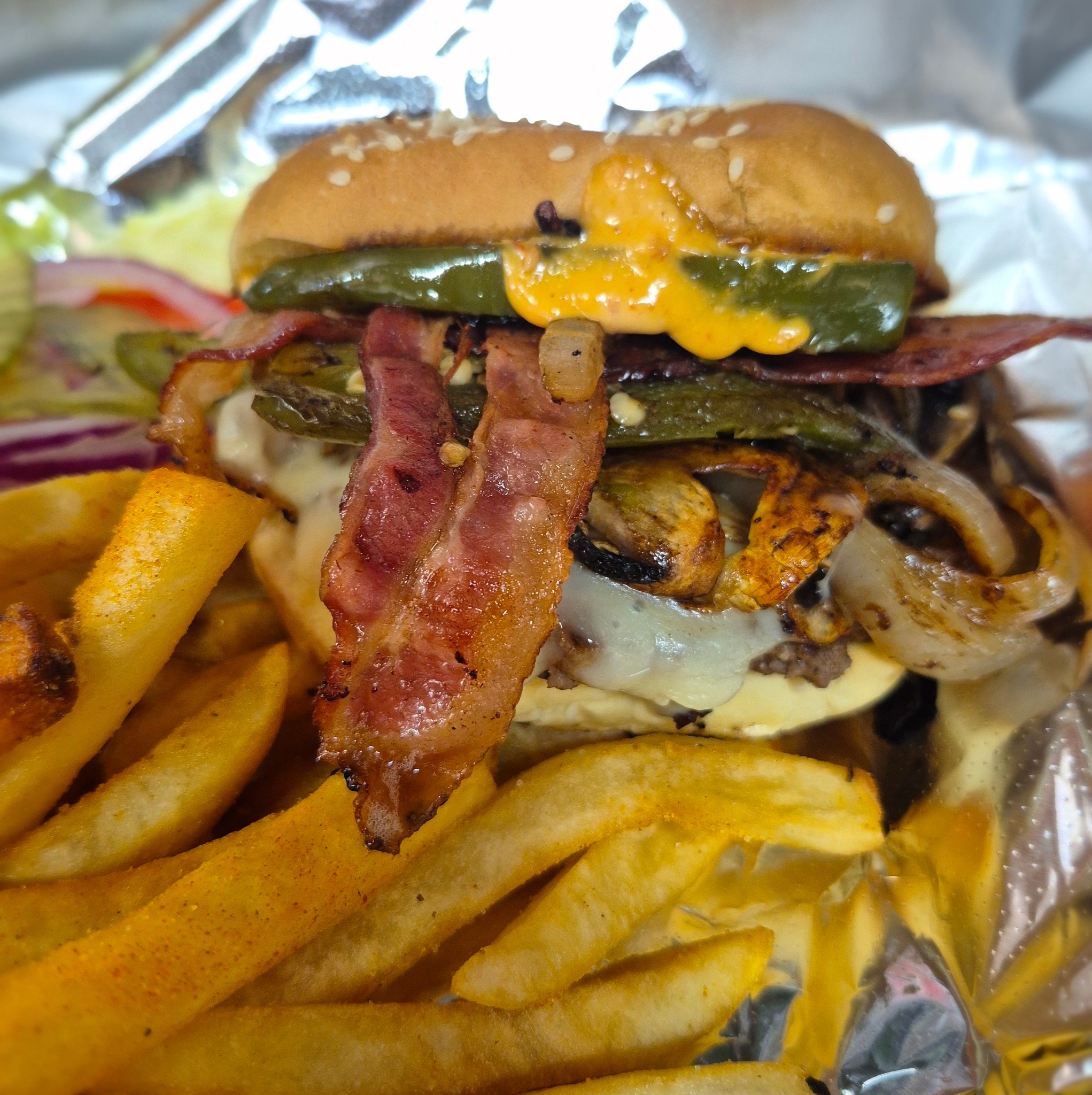 El gym food truck logo