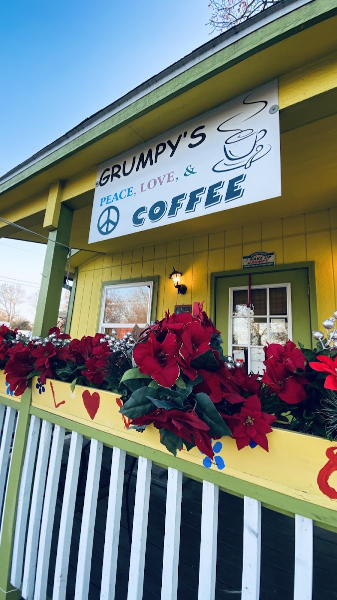 Grumpy's Coffee logo