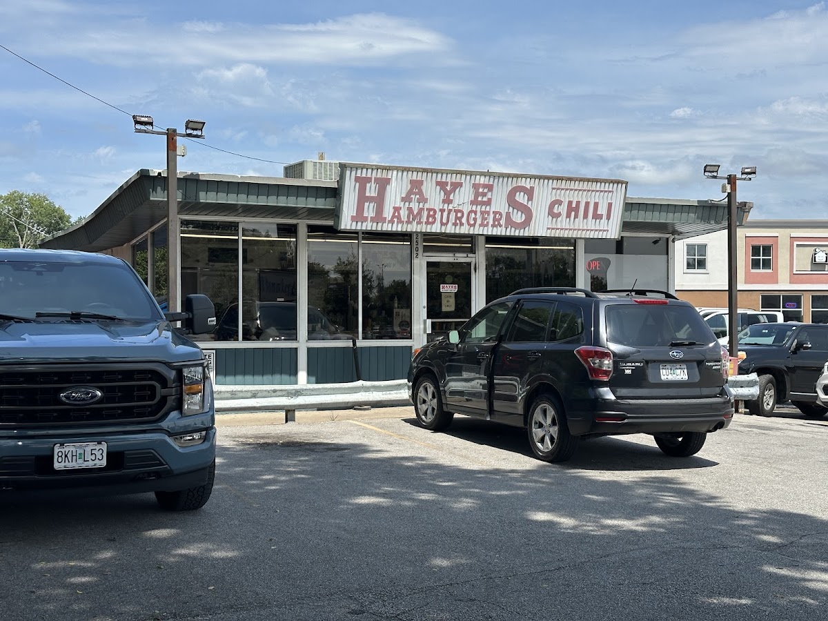 Hayes Hamburger and Chili logo