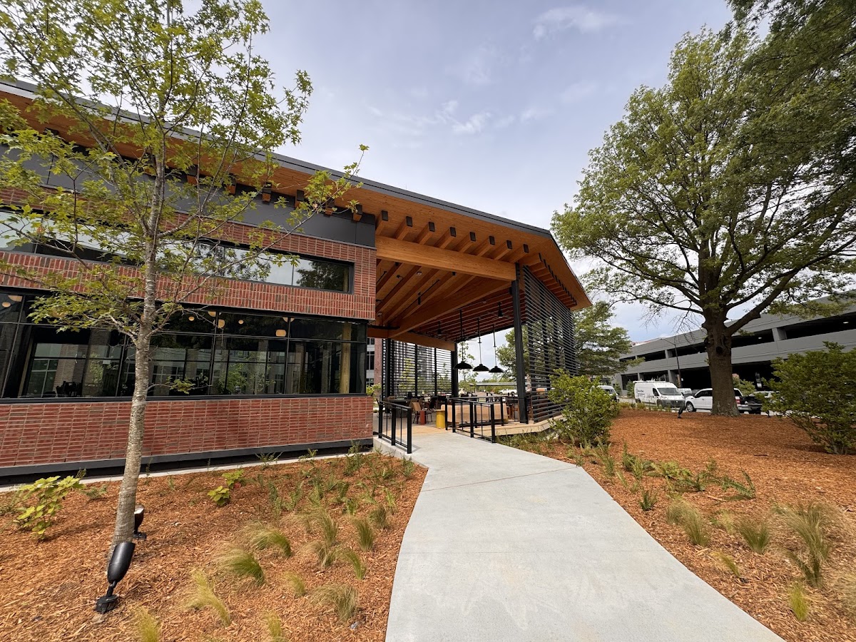 Airship Coffee on The Porch Exterior Photo - Airship Coffee on The Porch Cafe in Bentonville, AR