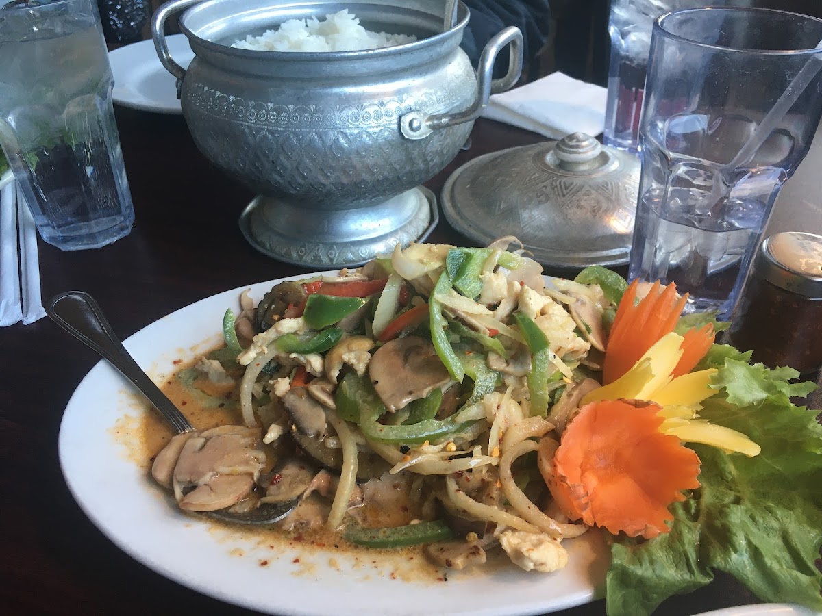 Bangkok 96 Restaurant Food Photo - Bangkok 96 Restaurant Thai in Dearborn, MI