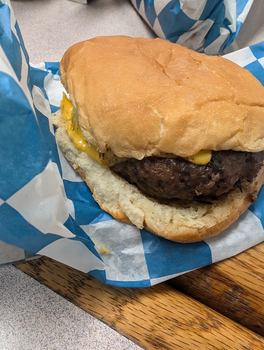 Bennett's Grill and Cafe Food Photo - Bennett's Grill and Cafe Cafe in Calabash, NC