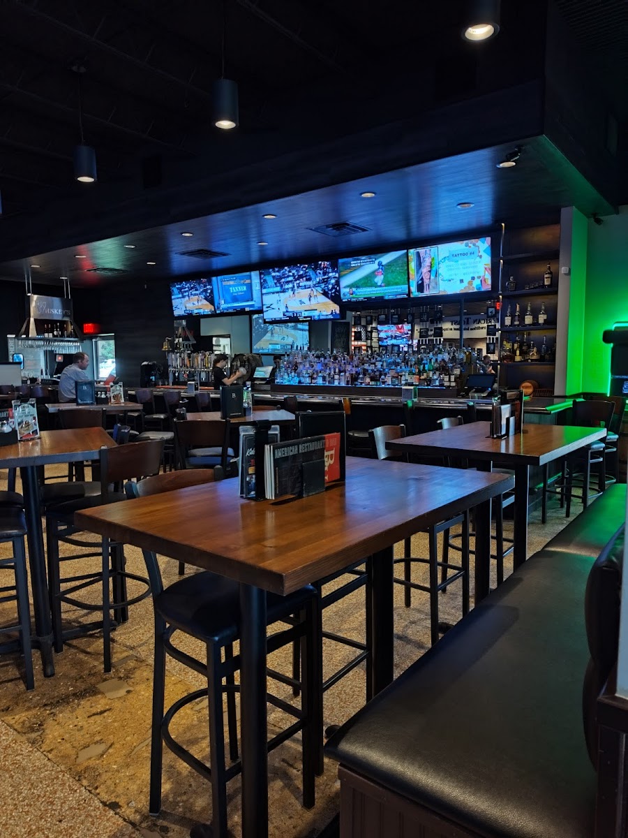 Big Whiskey's - Fayetteville Interior Photo - Big Whiskey's - Fayetteville American in Fayetteville, AR