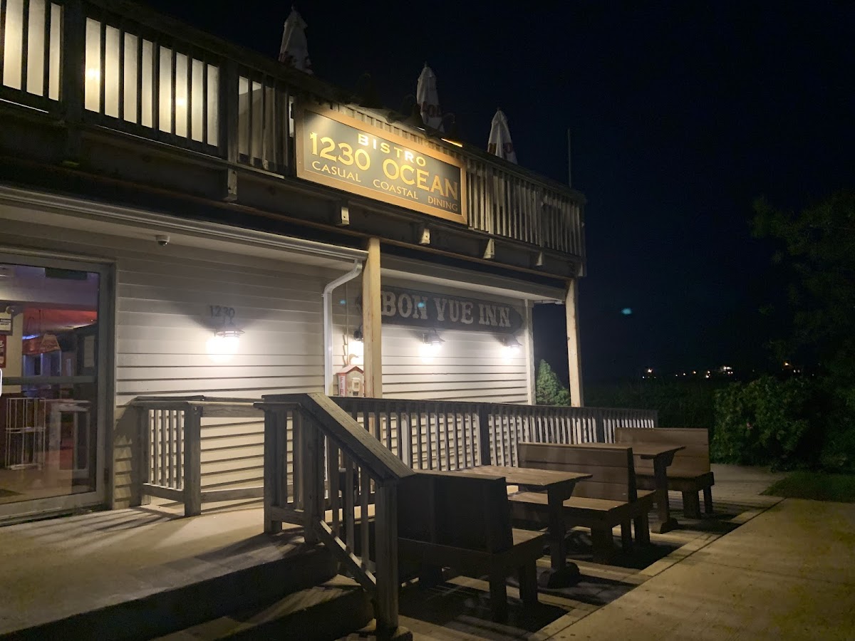 Google Places Photo - Bon Vue Inn Cafe in Narragansett, RI
