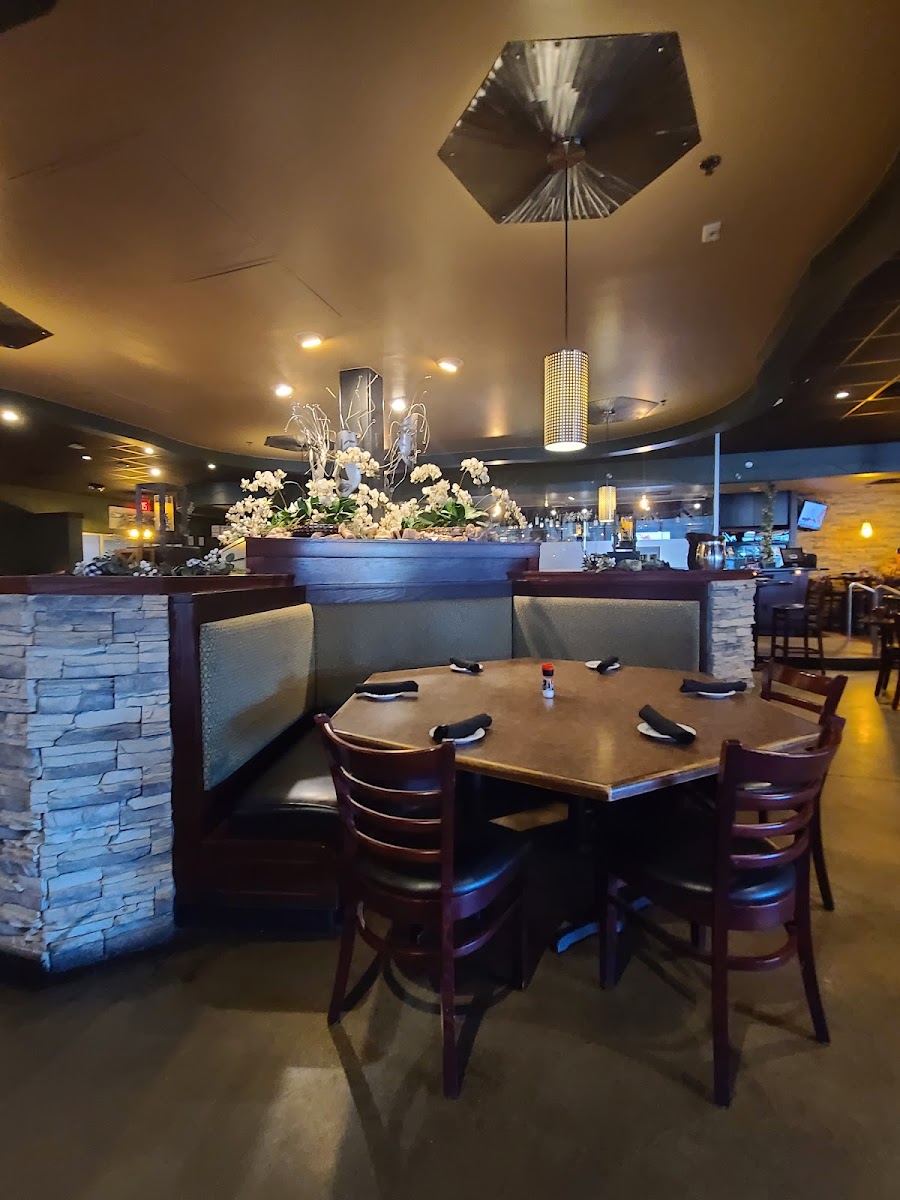 Crabbys Seafood Bar & Grill Interior Photo - Crabbys Seafood Bar & Grill American in Rogers, AR