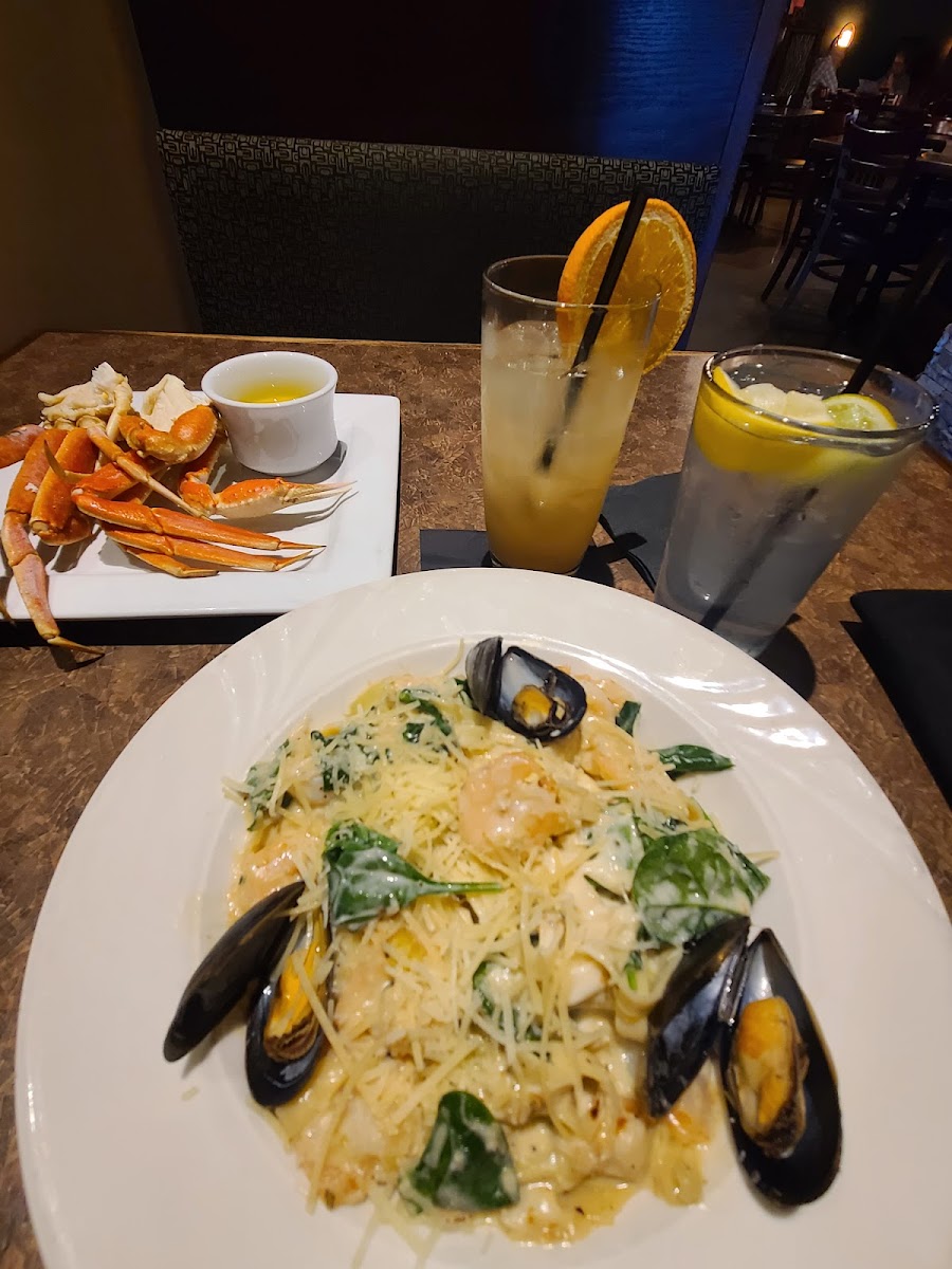 Crabbys Seafood Bar & Grill Food Photo - Crabbys Seafood Bar & Grill American in Rogers, AR