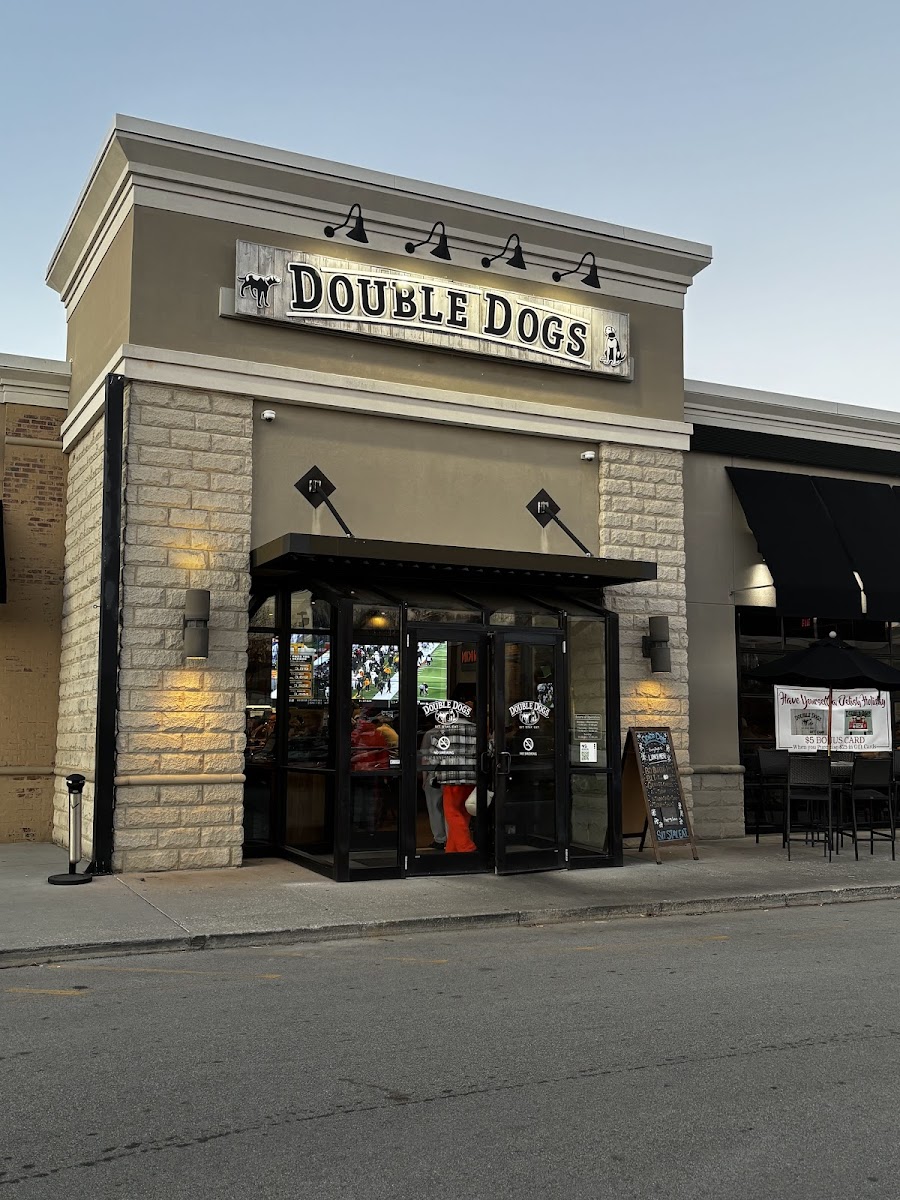 Double Dogs Exterior Photo - Double Dogs Bar in Knoxville, TN