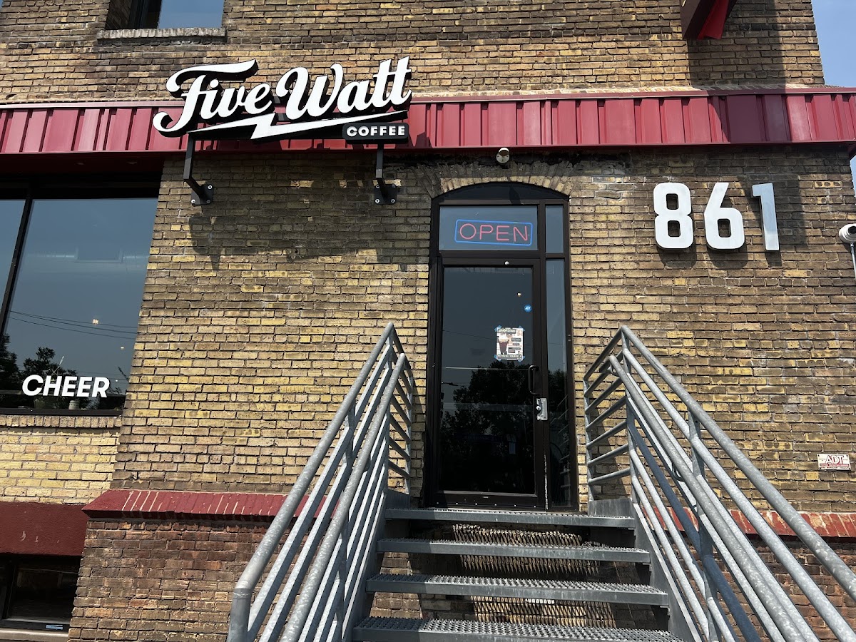 Five Watt Coffee, E. Hennepin Exterior Photo - Five Watt Coffee, E. Hennepin Cafe in Minneapolis, MN