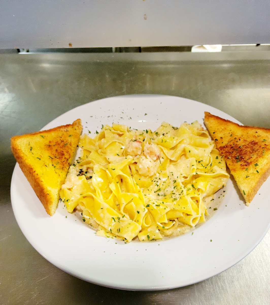 Gabbys Diner Food Photo - Gabbys Diner American in Milan, NM