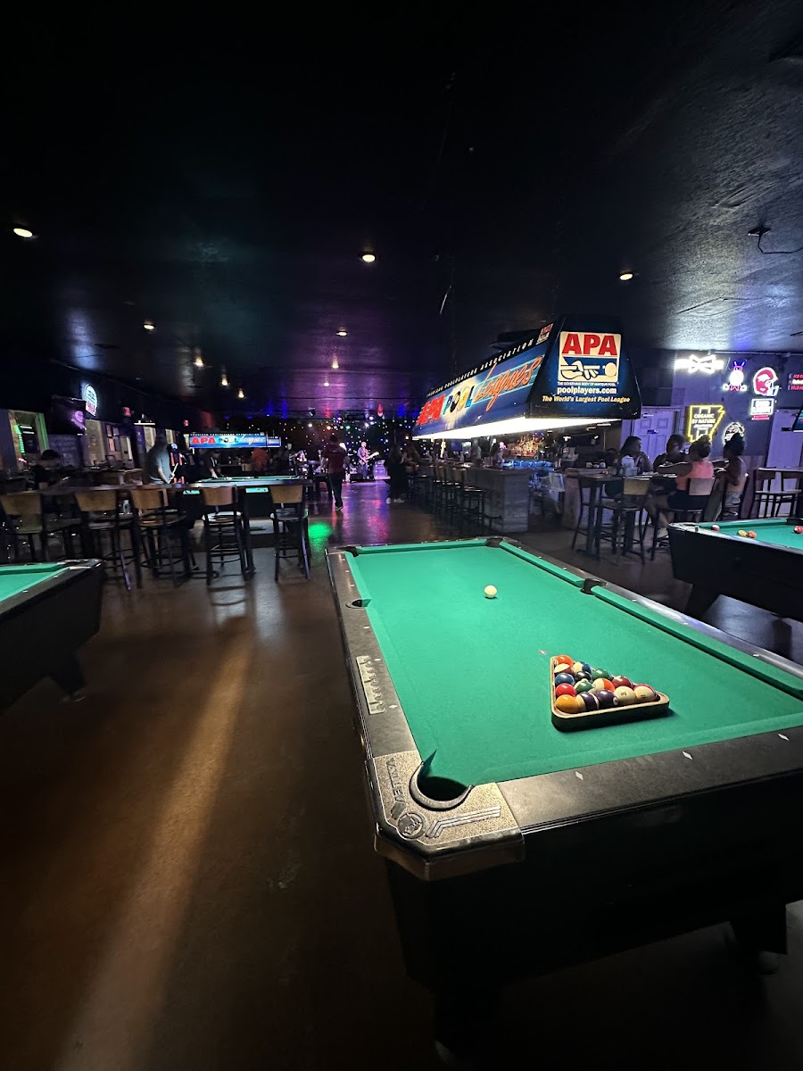 Good Vibrations Interior Photo - Good Vibrations Bar & Grill in Rogers, AR