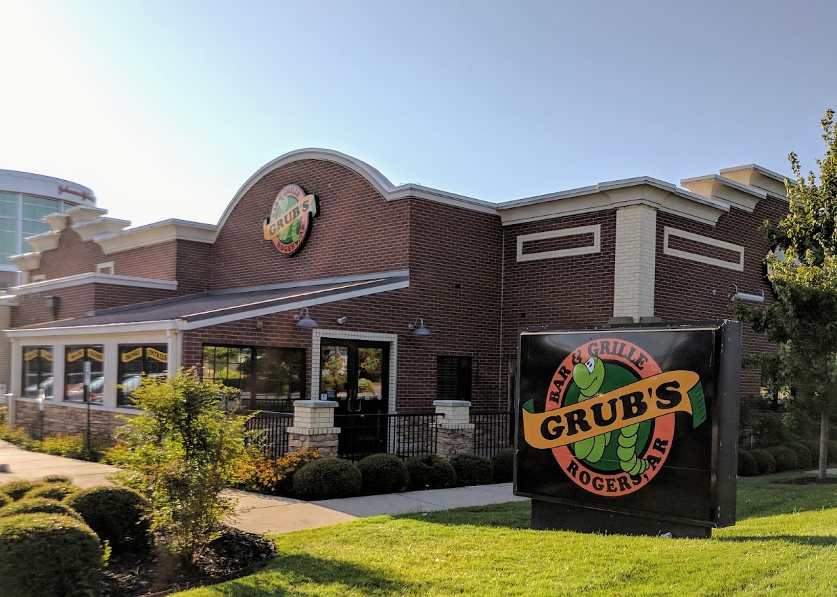 Grub's Bar & Grille Exterior Photo - Grub's Bar & Grille Bar & Grill in Rogers, AR