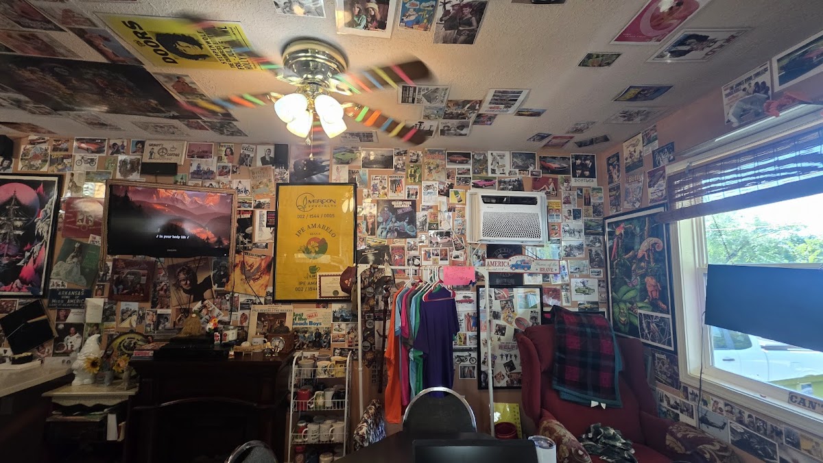 Grumpy's Coffee Interior Photo - Grumpy's Coffee Cafe in Gravette, AR