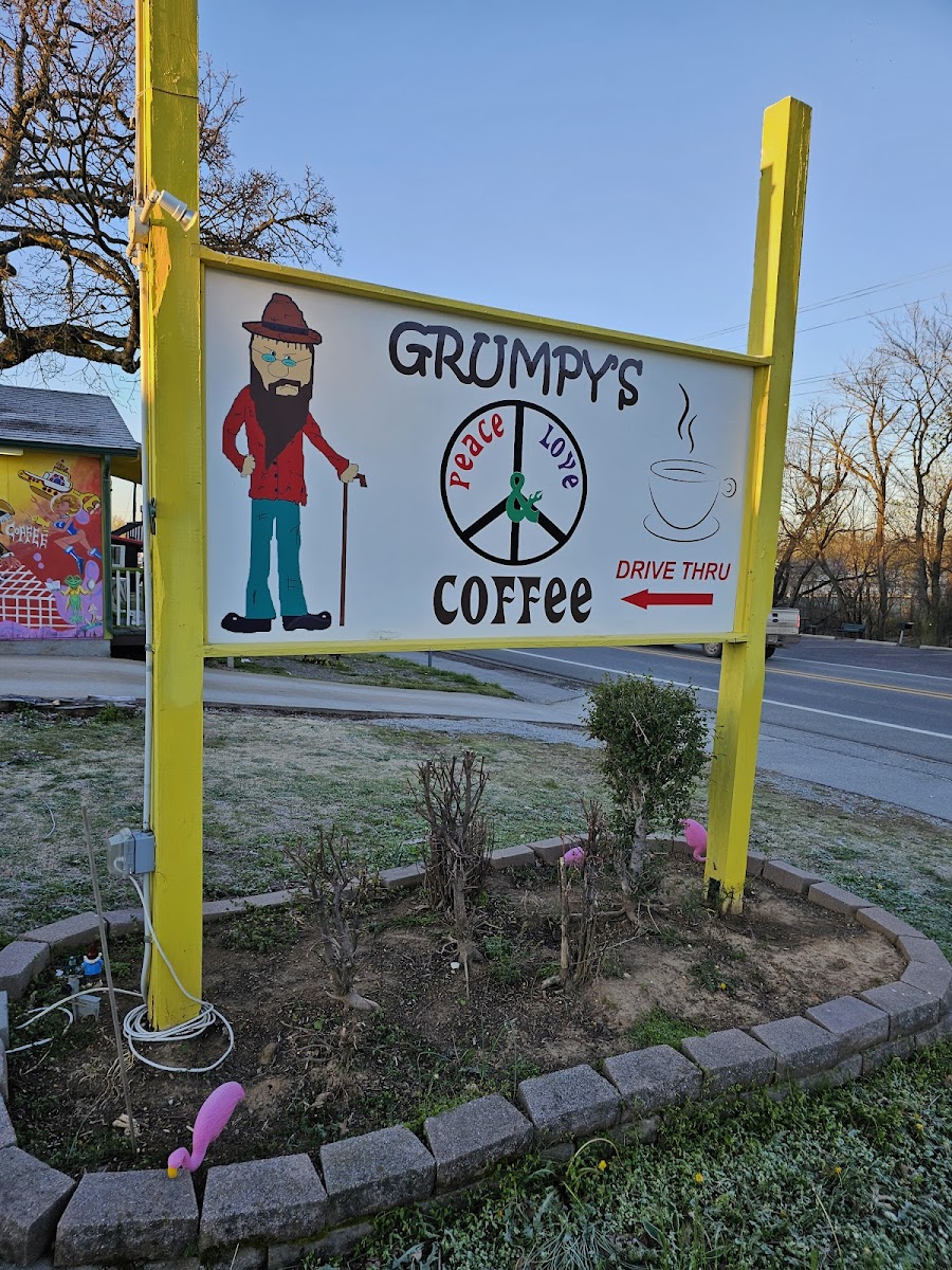 Grumpy's Coffee Exterior Photo - Grumpy's Coffee Cafe in Gravette, AR