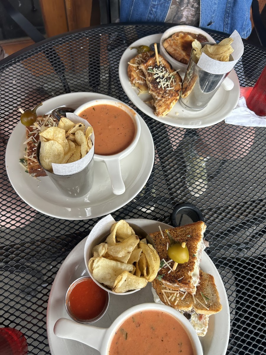 Hammontree's Grilled Cheese Food Photo - Hammontree's Grilled Cheese Bars in Fayetteville, AR