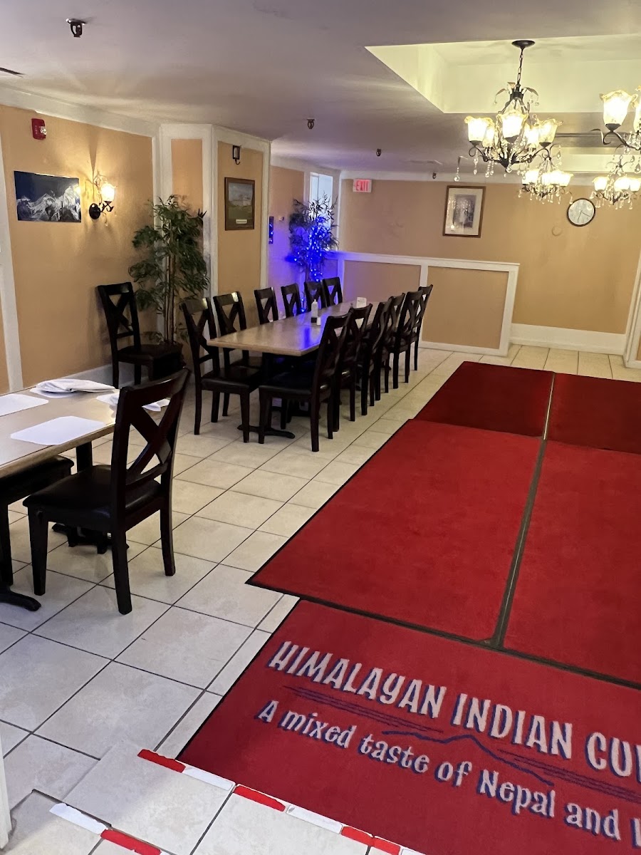 Himalayan Indian Cuisine Interior Photo - Himalayan Indian Cuisine Indian in Casper, WY