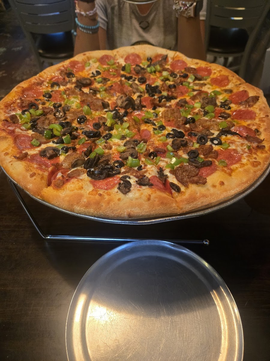 JC's New York Pizza Department Food Photo - JC's New York Pizza Department Pizza in Las Vegas, NM