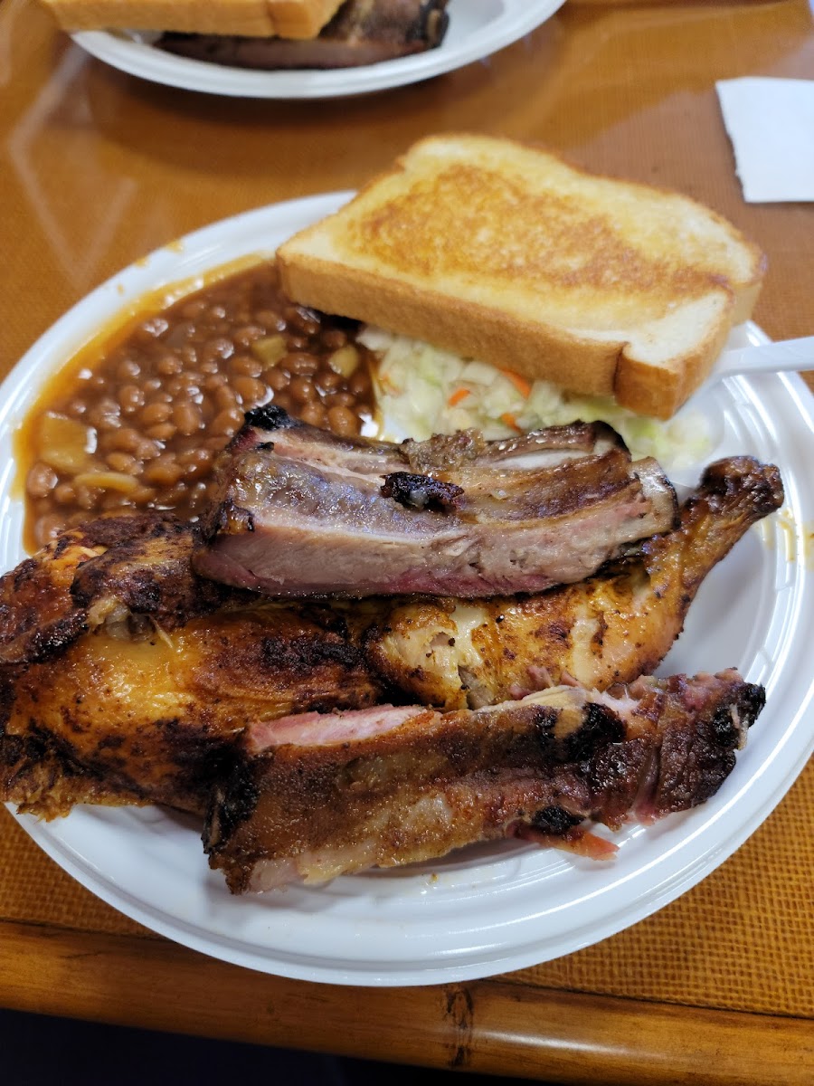 Jim's Bar-B-Que Food Photo - Jim's Bar-B-Que BBQ in Reddick, FL