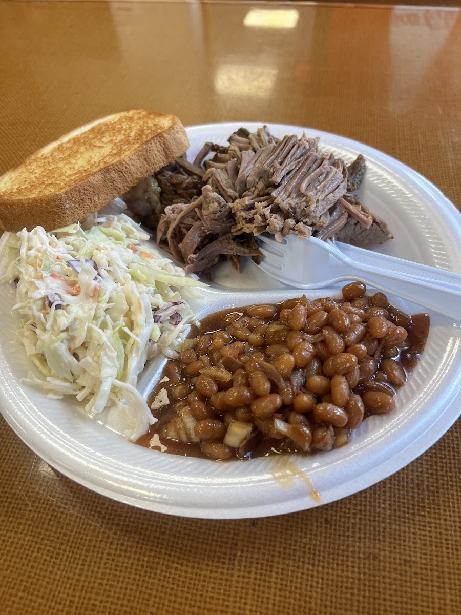 Jim's Bar-B-Que Food Photo - Jim's Bar-B-Que BBQ in Reddick, FL