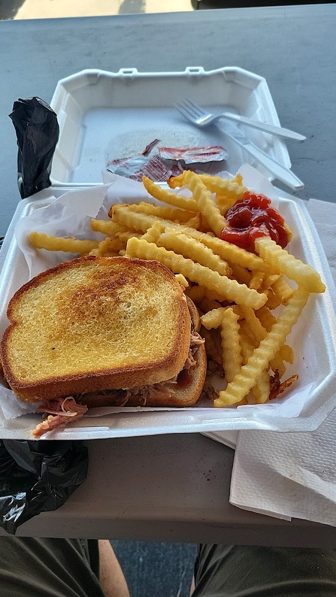 Jim's Bar-B-Que Food Photo - Jim's Bar-B-Que BBQ in Reddick, FL