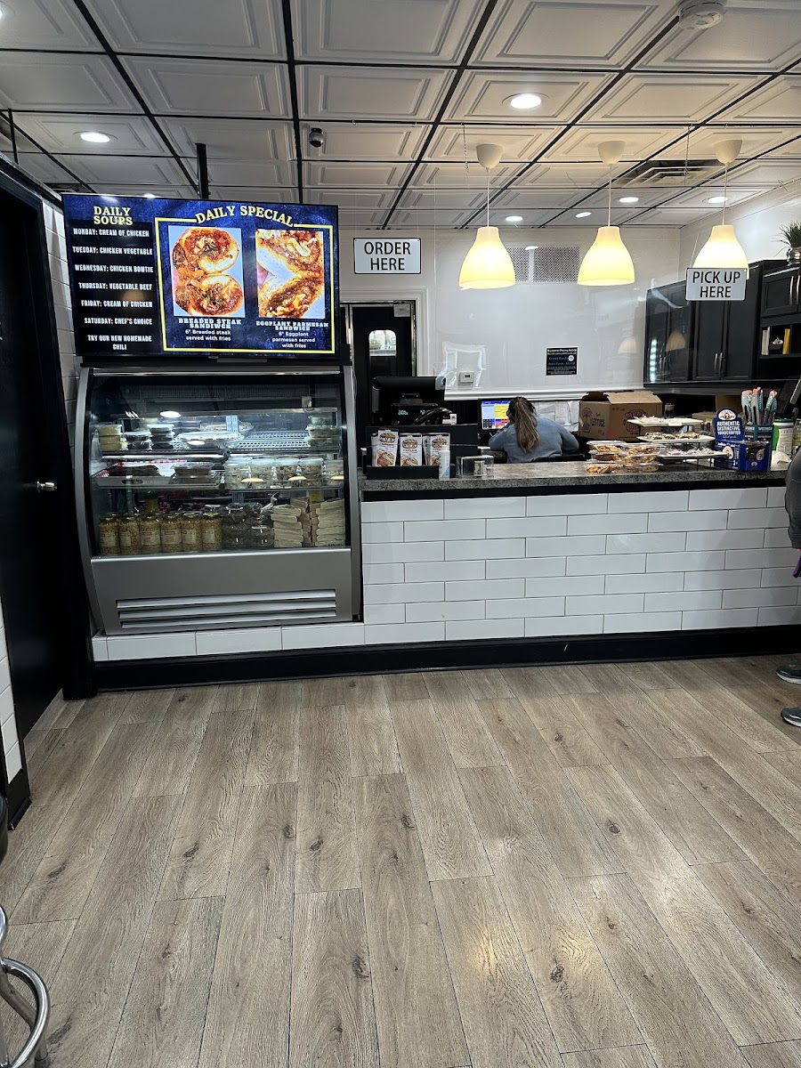 Kathy De's Deli Interior Photo - Kathy De's Deli Cafe in Chicago, IL