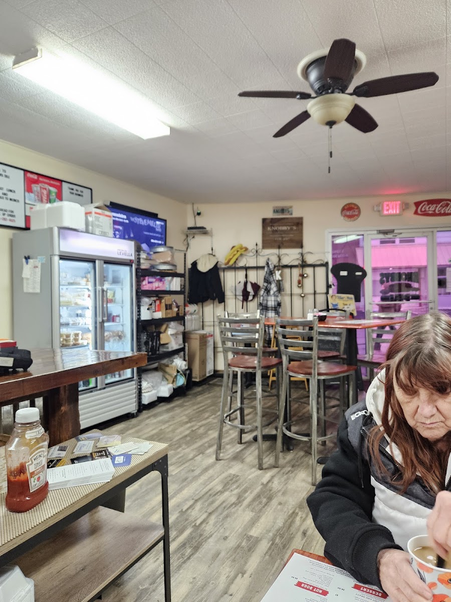 Knobby's Deli Interior Photo - Knobby's Deli Deli in Campbellsville, KY