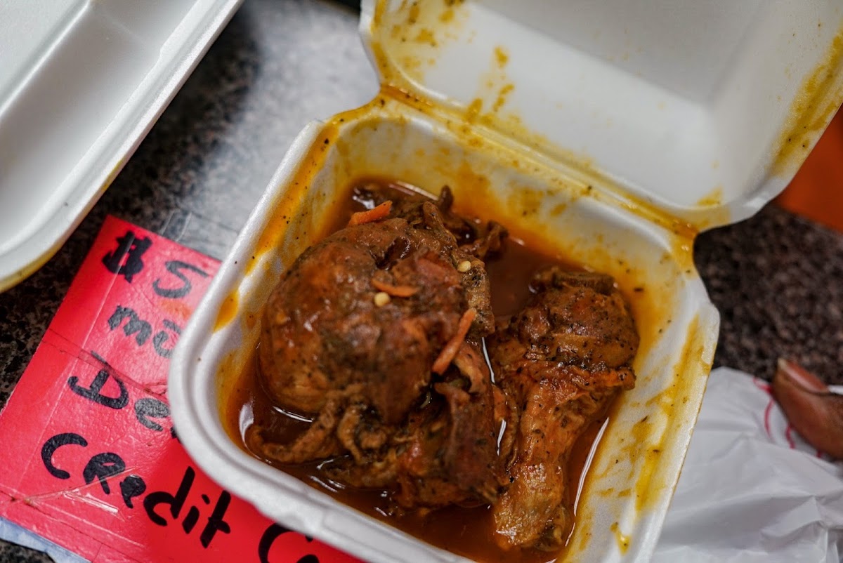 Lee's Caribbean Restaurant Food Photo - Lee's Caribbean Restaurant Caribbean in Inglewood, CA