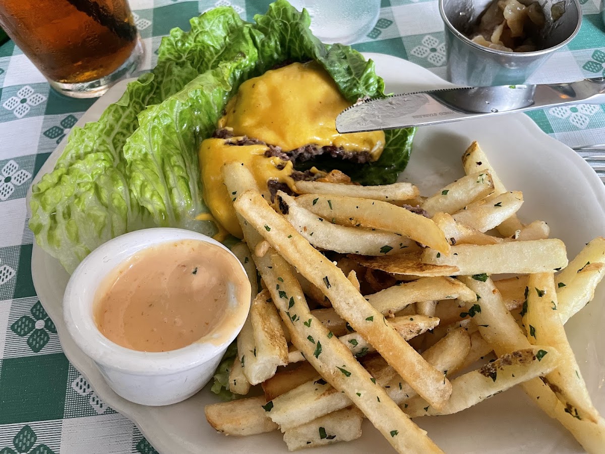 Little Jack's Tavern Food Photo - Little Jack's Tavern Tavern in Charleston, SC