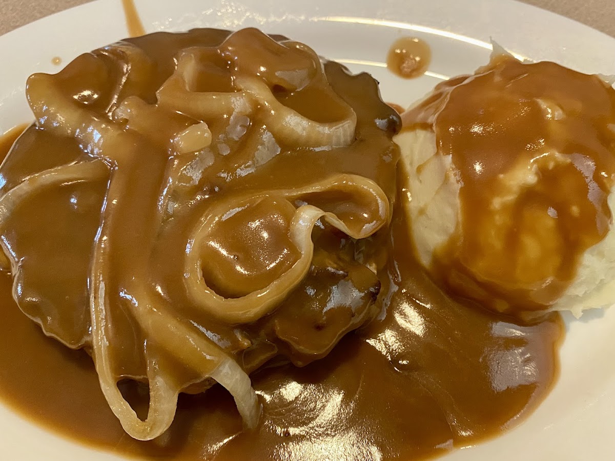 Lloyd's Restaurant Food Photo - Lloyd's Restaurant BBQ in Birmingham, AL