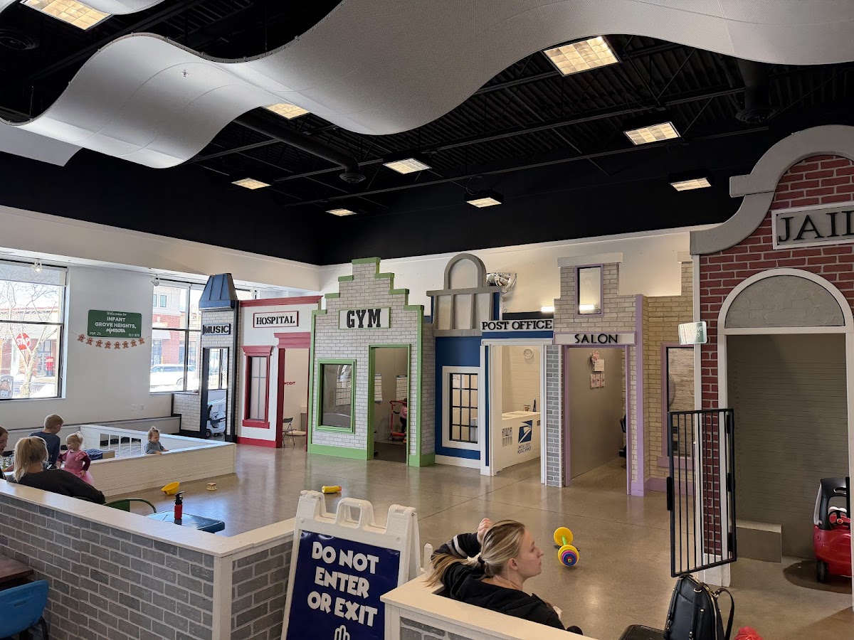 MiniSota Play Cafe Interior Photo - MiniSota Play Cafe Cafe in Maple Grove, MN