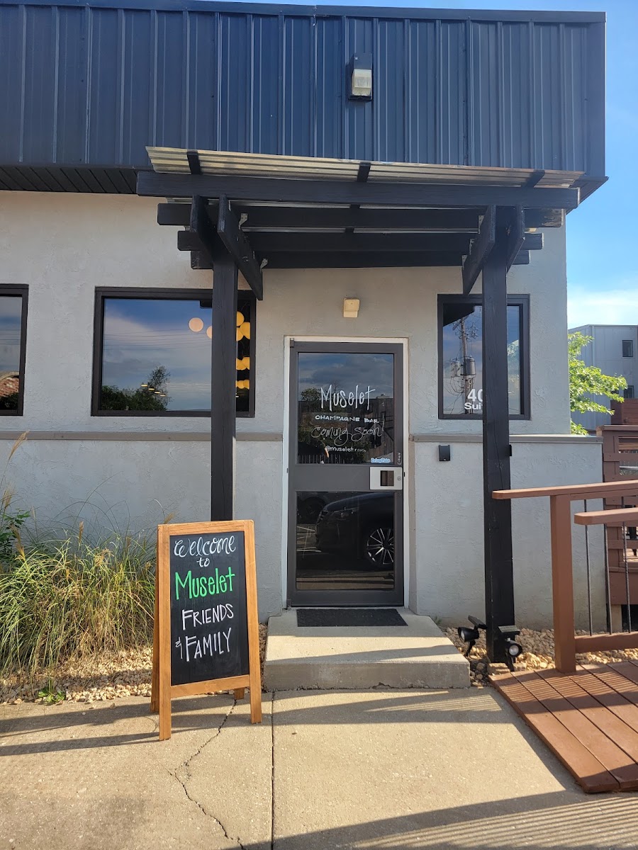 Muselet Champagne Bar Exterior Photo - Muselet Champagne Bar Bars in Bentonville, AR