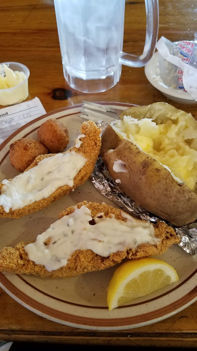 Norman McDonald's Country Drive-In Food Photo - Norman McDonald's Country Drive-In American in Philpot, KY