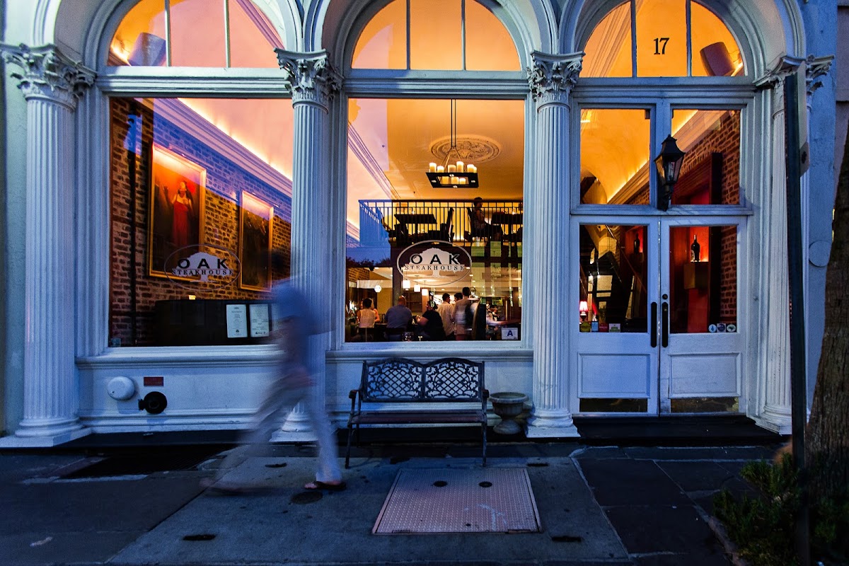 Oak Steakhouse Exterior Photo - Oak Steakhouse Steakhouse in Charleston, SC
