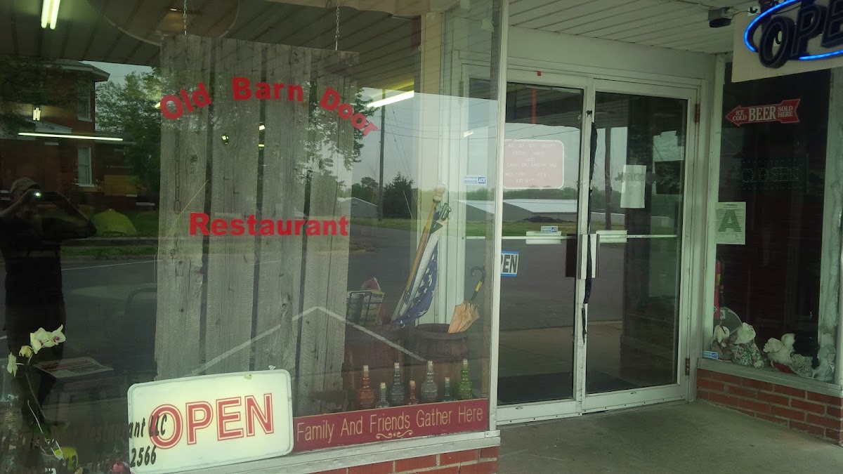 Old Barn Door Restaurant Exterior Photo - Old Barn Door Restaurant American in Sturgis, KY