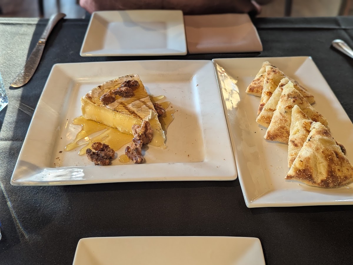 Petit Bistro Food Photo - Petit Bistro Bistro in Bentonville, AR