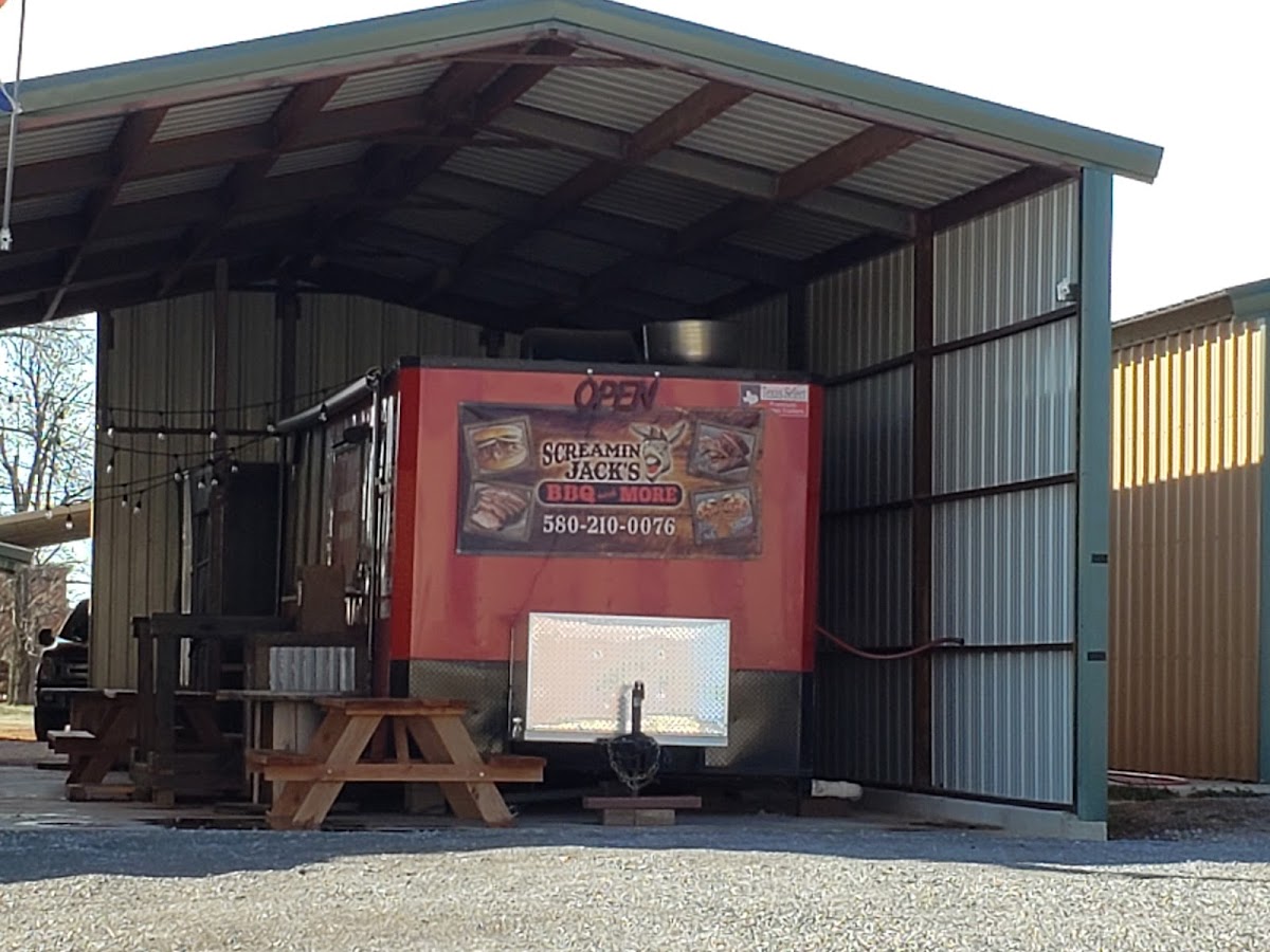 Screamin' Jack's Exterior Photo - Screamin' Jack's BBQ in Sayre, OK