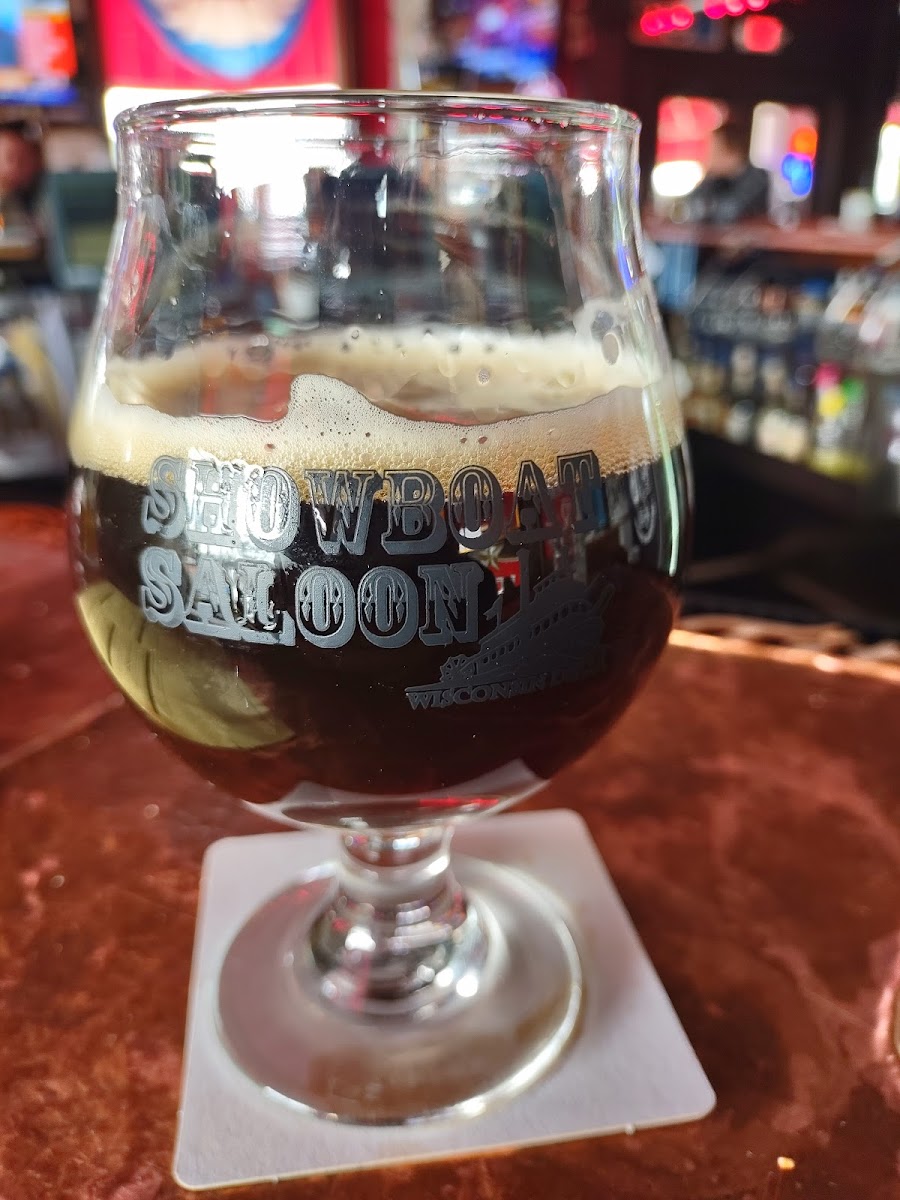 Showboat Saloon Drinks Photo - Showboat Saloon Pubs in Wisconsin Dells, WI
