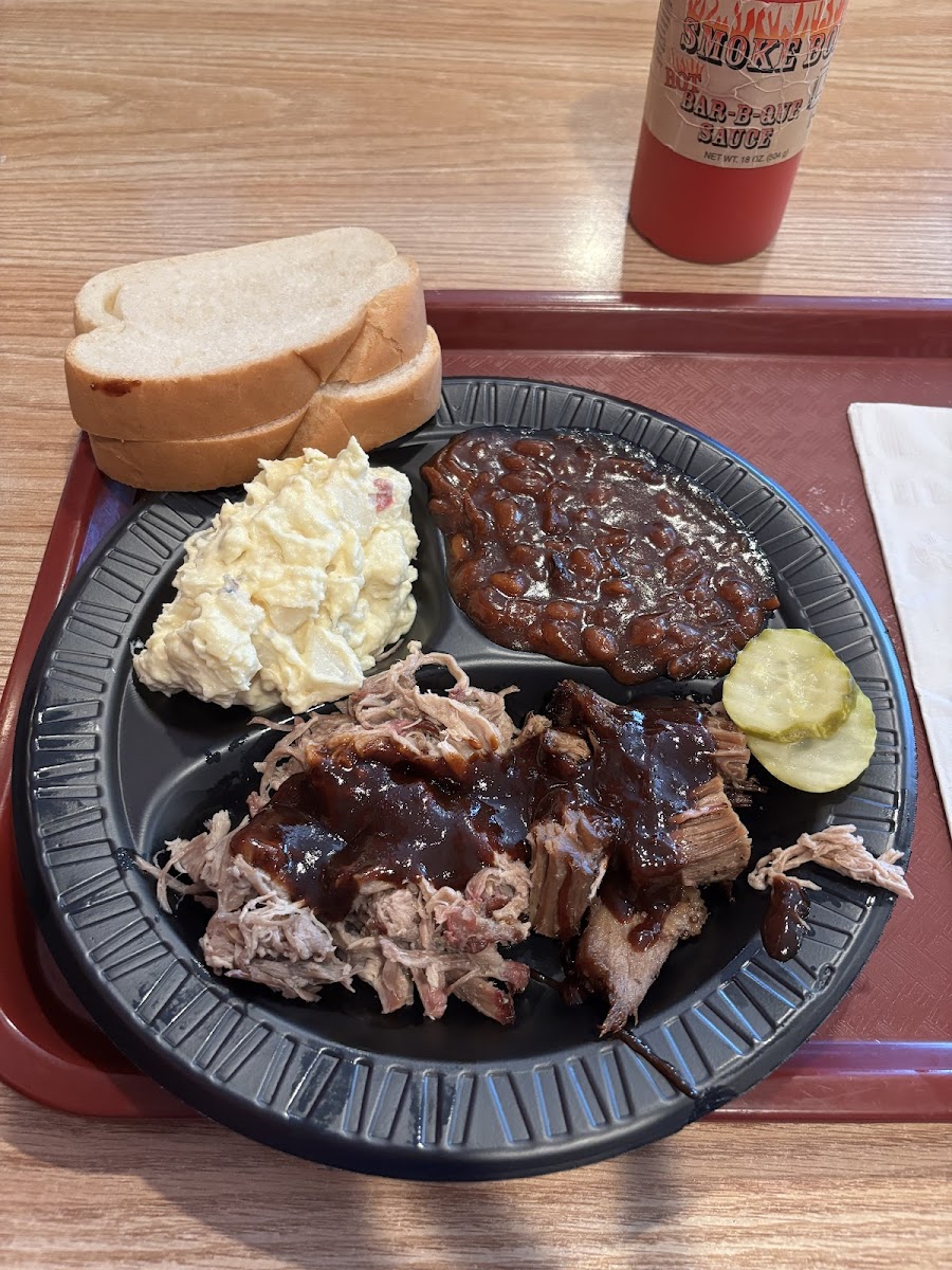 Smokebox BBQ Cafe Food Photo - Smokebox BBQ Cafe BBQ in Kansas City, MO