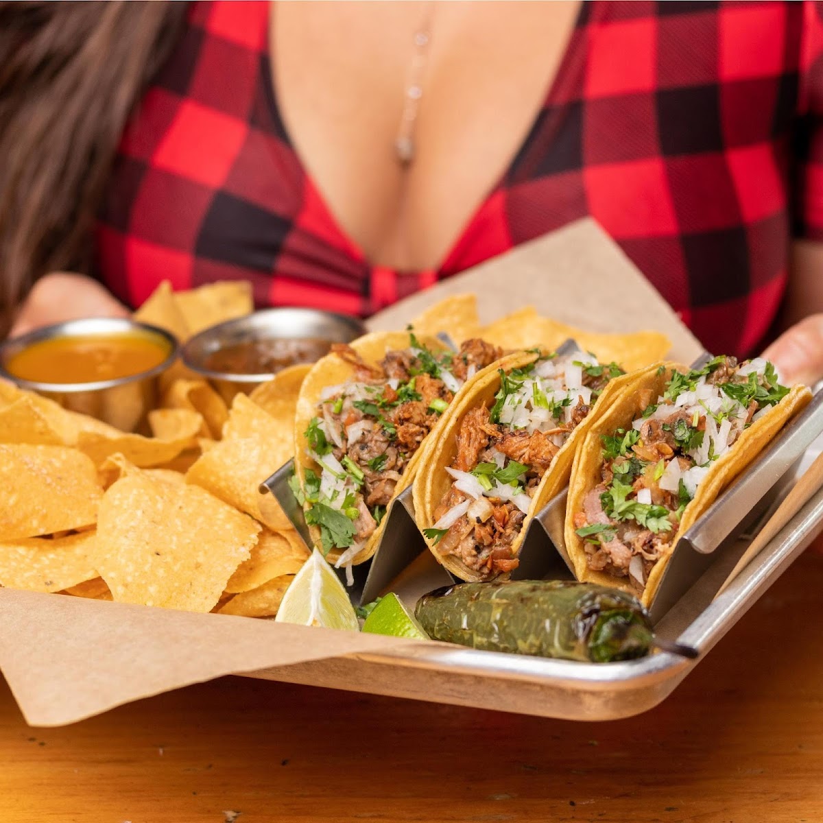 Twin Peaks Food Photo - Twin Peaks Bar & Grill in Rogers, AR