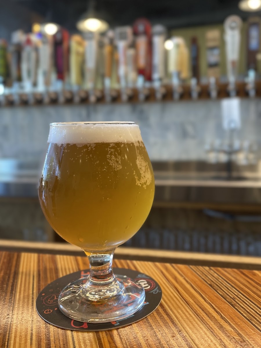 Uptown Kitchen + Taphouse Drinks Photo - Uptown Kitchen + Taphouse American in Rogers, AR