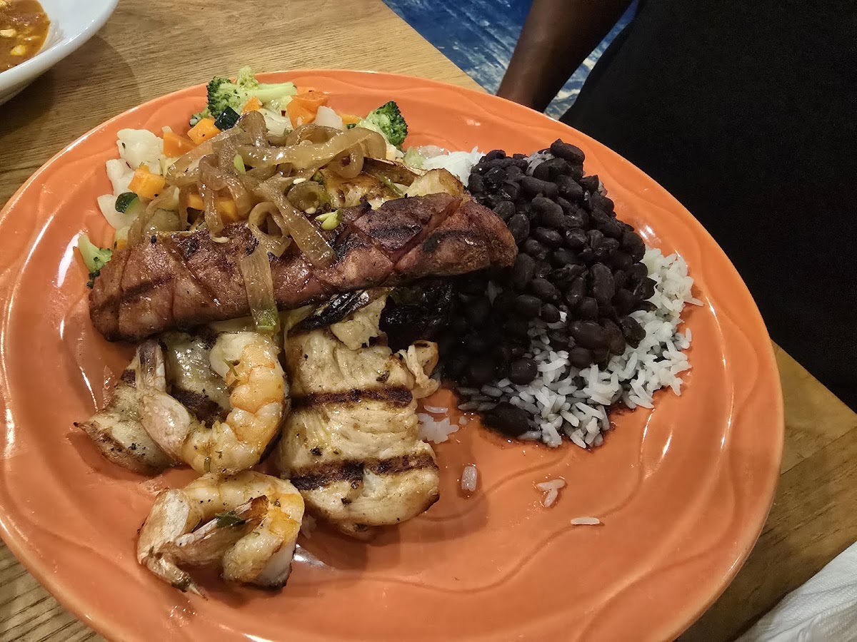 Valencia Luncheria Food Photo - Valencia Luncheria Mexican in Norwalk, CT