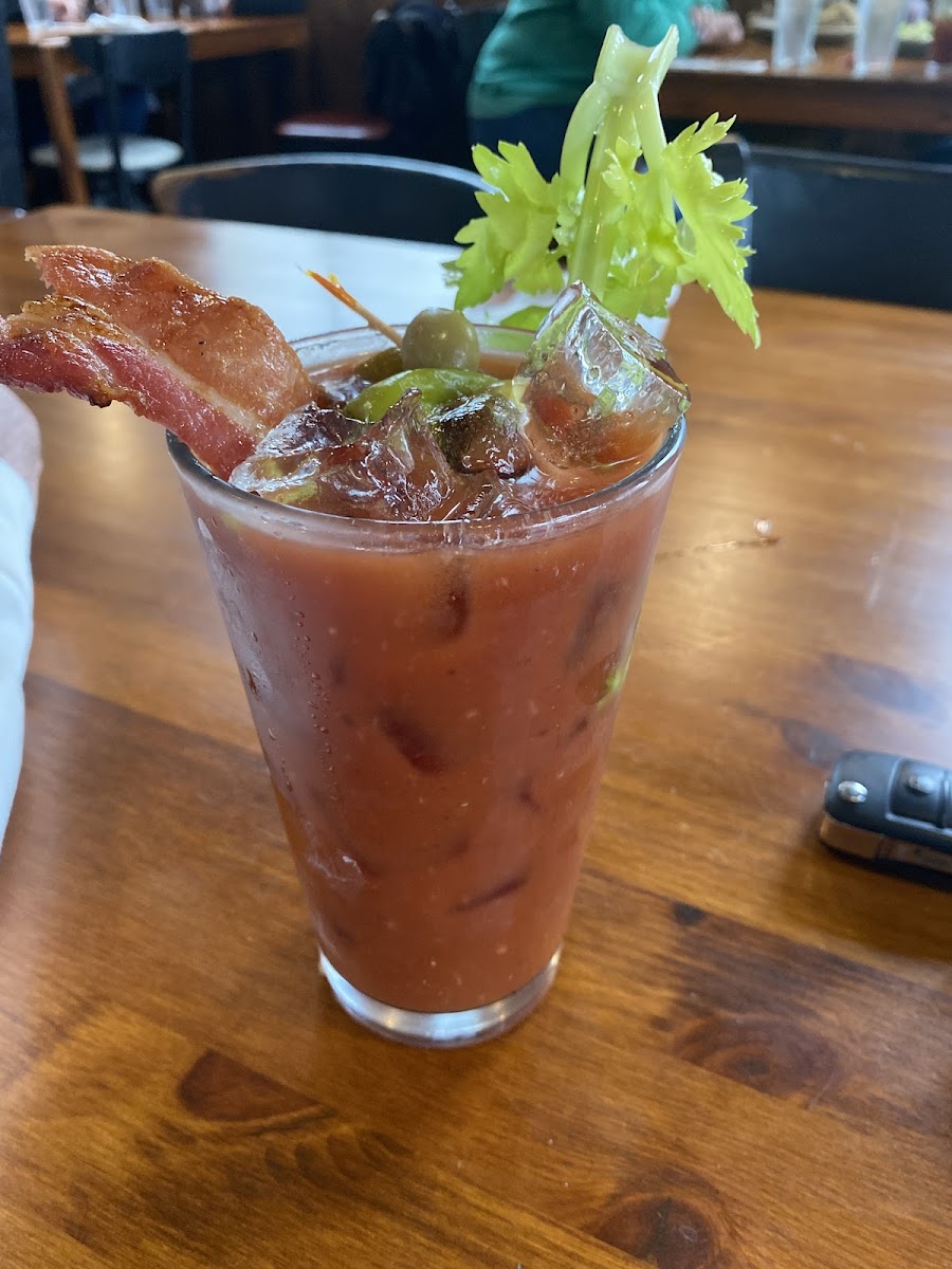 West Pioneer Grill Drinks Photo - West Pioneer Grill Grill in Puyallup, WA