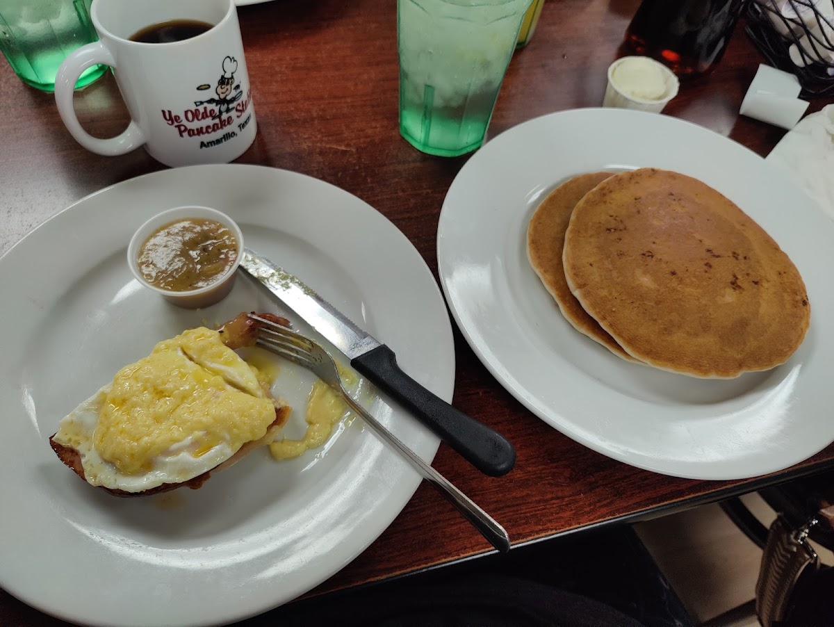 Ye Olde Pancake Station Food Photo - Ye Olde Pancake Station American in Amarillo, TX